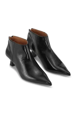 Booties & Boots*Ganni - Soft Pointy Crop Boot Naplack BLACK