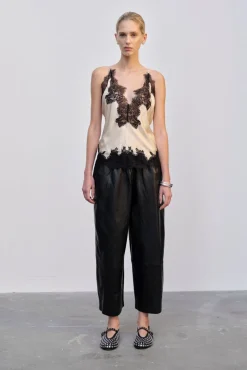 Without Sleeves*HERSKIND - Zew Top CREME/BLACK