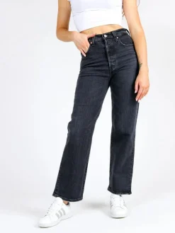Right*levis - Ribcage Straight Ankle FEELIN' CAGEY