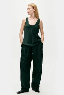 Without Sleeves*silk laundry - Scoop Neck Tank SCARAB