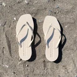 Sandals*Sleepers - Tapered Flip-flops EGGNOG