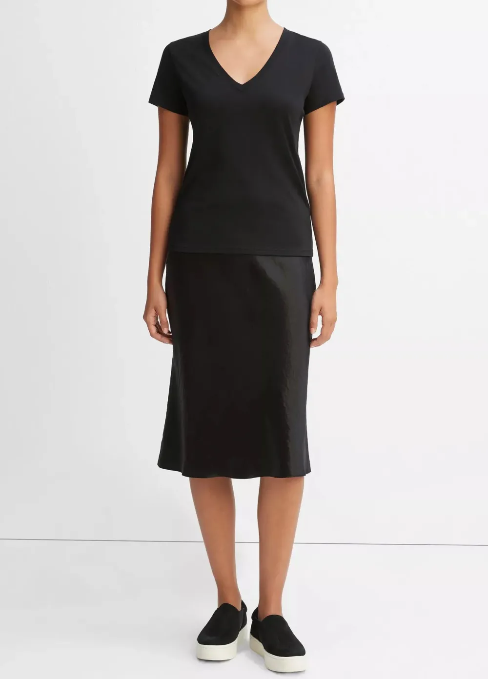 Short Sleeves*Vince - Essential V-Neck BLACK